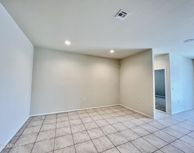 2119 S 46th Street - Photo Thumbnail 6