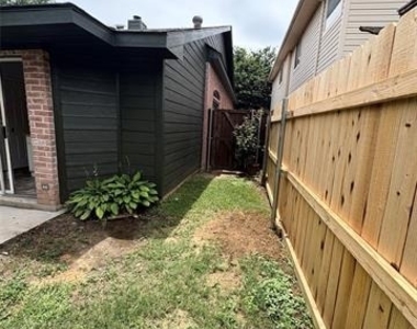 1660 Prescott Circle - Photo Thumbnail 30