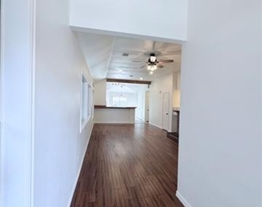1660 Prescott Circle - Photo Thumbnail 26