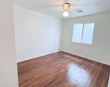 1660 Prescott Circle - Photo Thumbnail 21