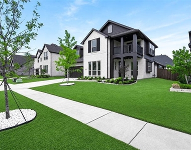 4010 Zina Lane - Photo Thumbnail 35