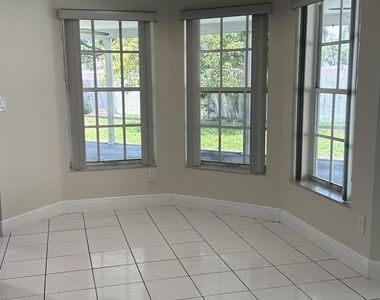 13389 Nw 7th Street - Photo Thumbnail 5