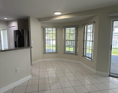 13389 Nw 7th Street - Photo Thumbnail 6