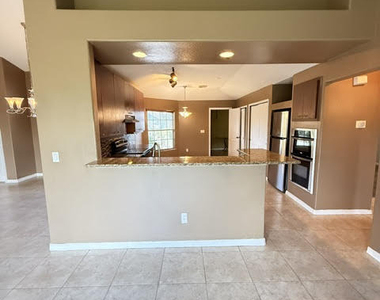 1319 Sw Granville Avenue - Photo Thumbnail 7