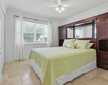 2701 Ne 1st Street - Photo Thumbnail 8