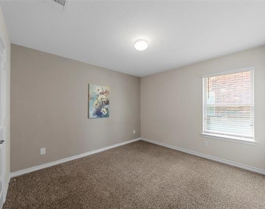 507 Saddle Club Way - Photo Thumbnail 23