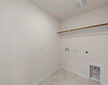 507 Saddle Club Way - Photo Thumbnail 27
