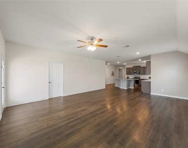 507 Saddle Club Way - Photo Thumbnail 11