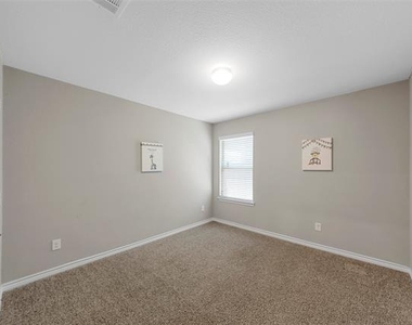 507 Saddle Club Way - Photo Thumbnail 25