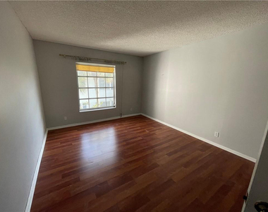 2180 Ne 67th Street - Photo Thumbnail 19