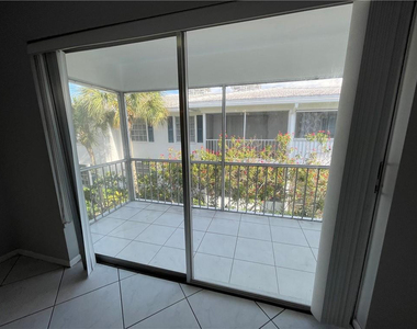 2180 Ne 67th Street - Photo Thumbnail 8