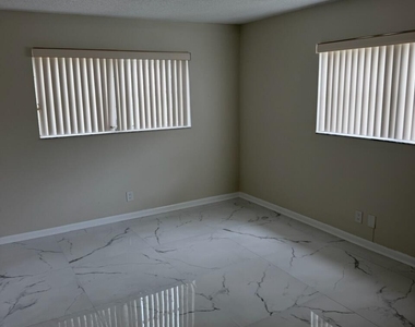 3000 Riverside Drive - Photo Thumbnail 9