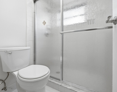 3000 Riverside Drive - Photo Thumbnail 21