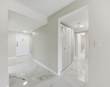 3000 Riverside Drive - Photo Thumbnail 15
