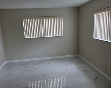 3000 Riverside Drive - Photo Thumbnail 10
