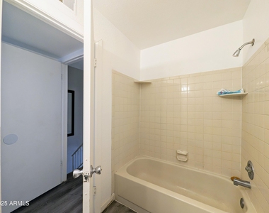 4601 N 102nd Avenue - Photo Thumbnail 29