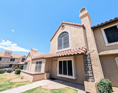 4601 N 102nd Avenue - Photo Thumbnail 2