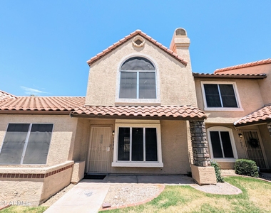 4601 N 102nd Avenue - Photo Thumbnail 1