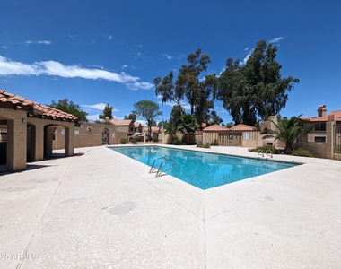 4601 N 102nd Avenue - Photo Thumbnail 47