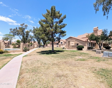 4601 N 102nd Avenue - Photo Thumbnail 43