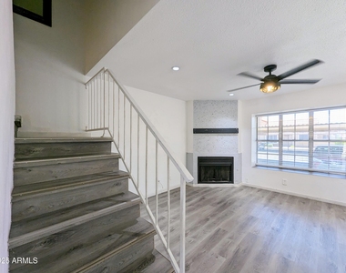 4601 N 102nd Avenue - Photo Thumbnail 22