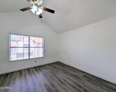4601 N 102nd Avenue - Photo Thumbnail 24