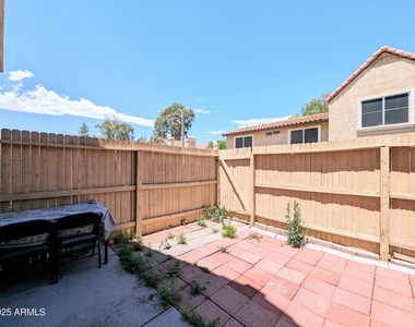 4601 N 102nd Avenue - Photo Thumbnail 39