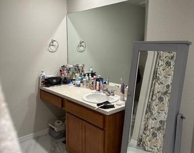 574 Nw Archer Avenue - Photo Thumbnail 12