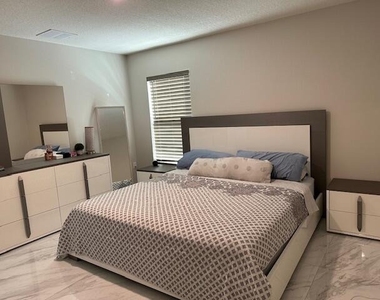 574 Nw Archer Avenue - Photo Thumbnail 11