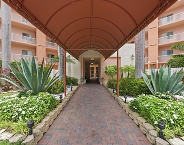 7765 Yardley Drive - Photo Thumbnail 33