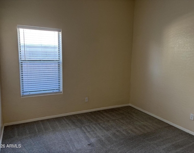 628 E Ranch Road - Photo Thumbnail 12