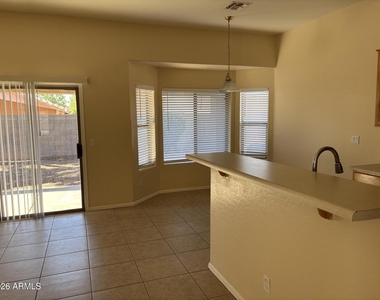 628 E Ranch Road - Photo Thumbnail 3