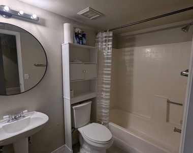 860 N Mcqueen Road - Photo Thumbnail 13