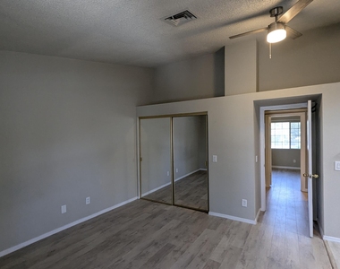 860 N Mcqueen Road - Photo Thumbnail 10