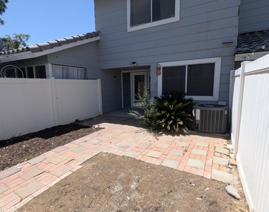 860 N Mcqueen Road - Photo Thumbnail 15