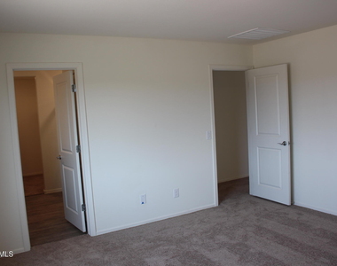 1552 E Inouye Drive - Photo Thumbnail 16