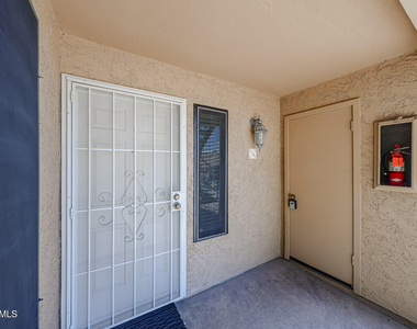 8787 E Mountain View Road - Photo Thumbnail 36