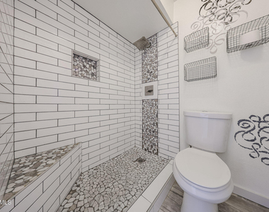 8787 E Mountain View Road - Photo Thumbnail 33
