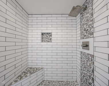 8787 E Mountain View Road - Photo Thumbnail 6