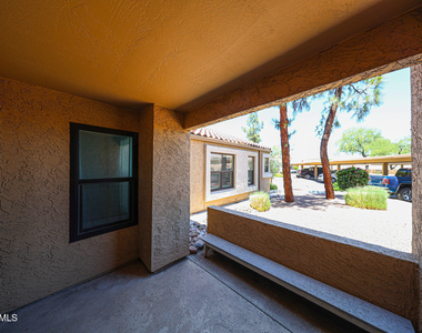 8787 E Mountain View Road - Photo Thumbnail 3