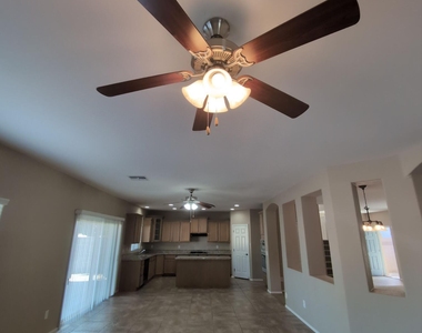 39203 N Carolina Avenue - Photo Thumbnail 40