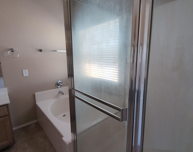 39203 N Carolina Avenue - Photo Thumbnail 79