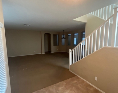 39203 N Carolina Avenue - Photo Thumbnail 3