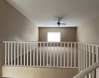 39203 N Carolina Avenue - Photo Thumbnail 5