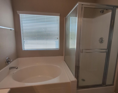39203 N Carolina Avenue - Photo Thumbnail 72