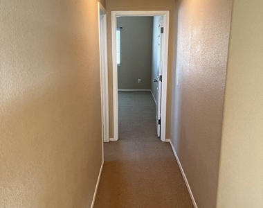 39203 N Carolina Avenue - Photo Thumbnail 26