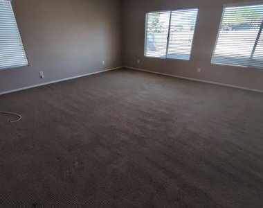 39203 N Carolina Avenue - Photo Thumbnail 41