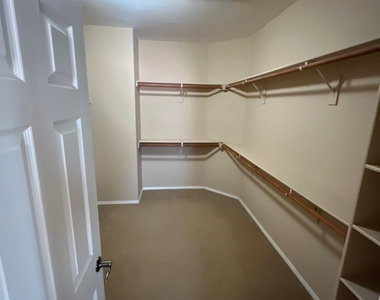 39203 N Carolina Avenue - Photo Thumbnail 17