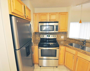 3409 Nw 44th Street - Photo Thumbnail 2