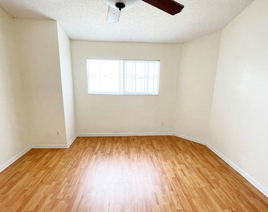 3409 Nw 44th Street - Photo Thumbnail 14